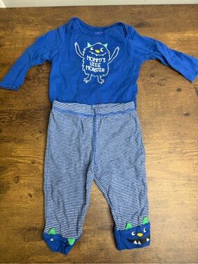 ⭐️5 for $20⭐️ Blue "Mommy's Little Monster" Monster Pajamas 6M